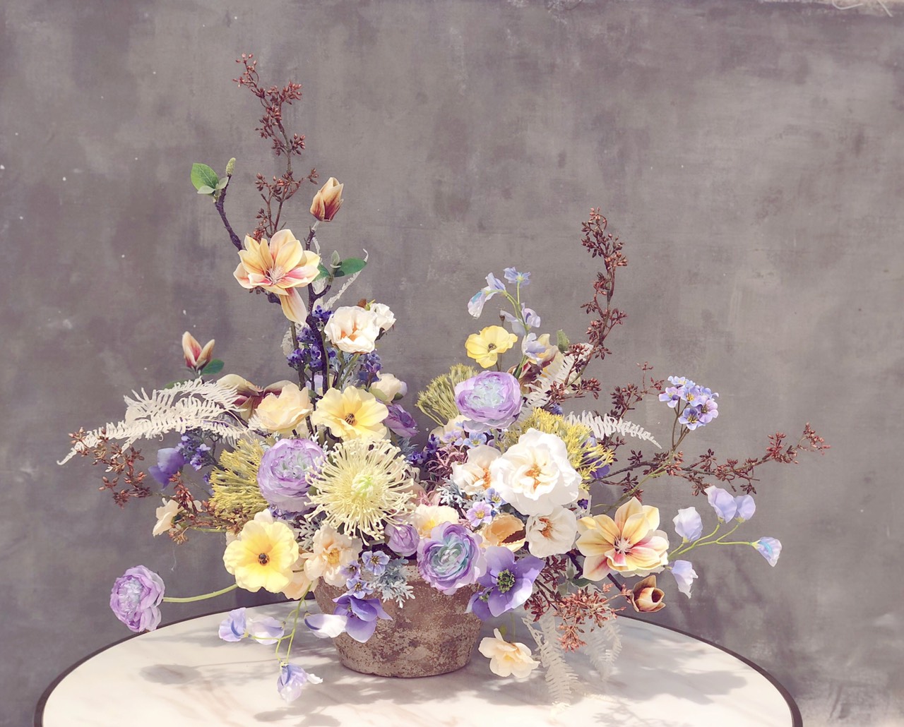 QUÀ TẶNG 20/10 KHÔNG TÀN PHAI: NÂNG TẦM ĐẲNG CẤP VỚI HOA LỤA CAO CẤP LALISA QUÀ TẶNG 20/10 KHÔNG TÀN PHAI: NÂNG TẦM ĐẲNG CẤP VỚI HOA LỤA CAO CẤP LALISA