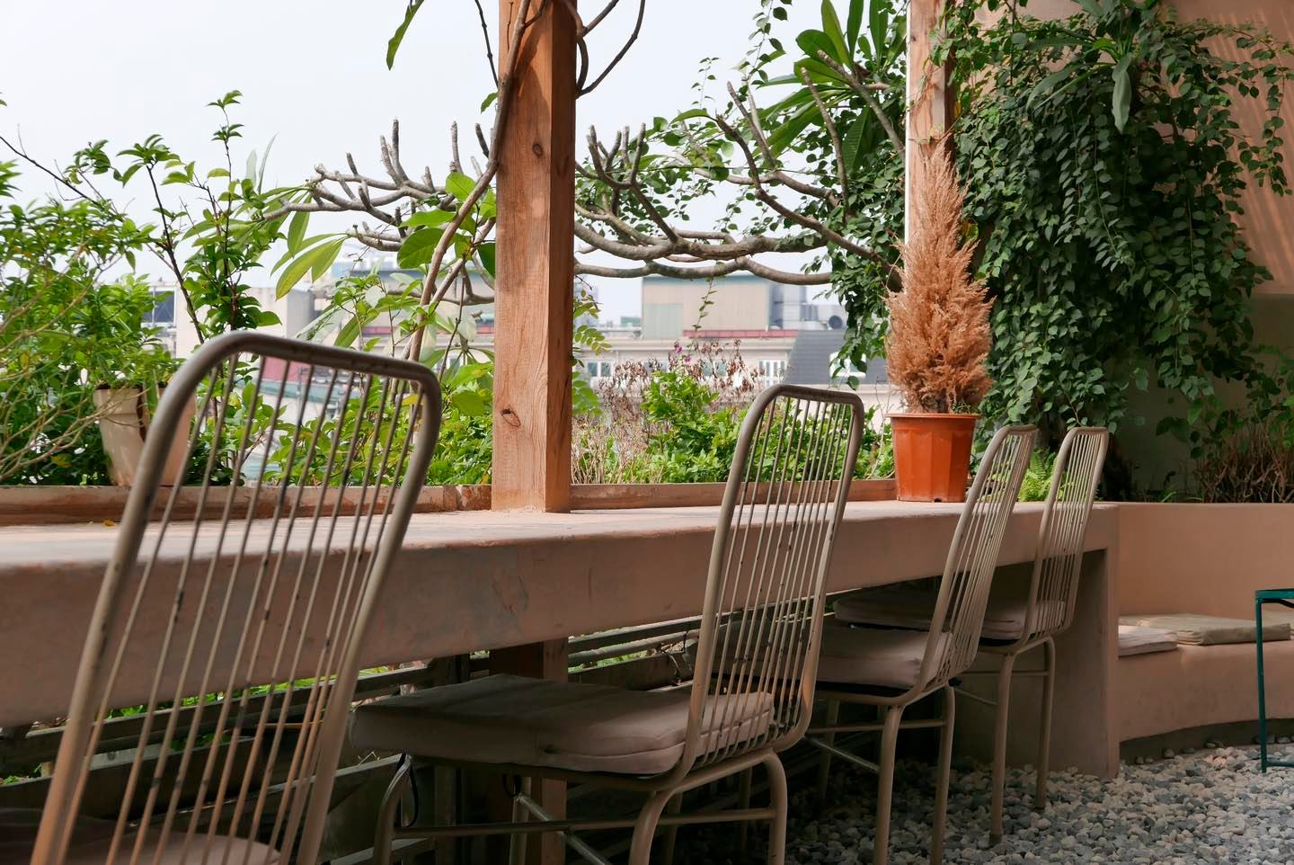 Workshop cắm hoa tươi – Tạo không gian tươi mát cho căn phòng Workshop cắm hoa tươi – Tạo không gian tươi mát cho căn phòng