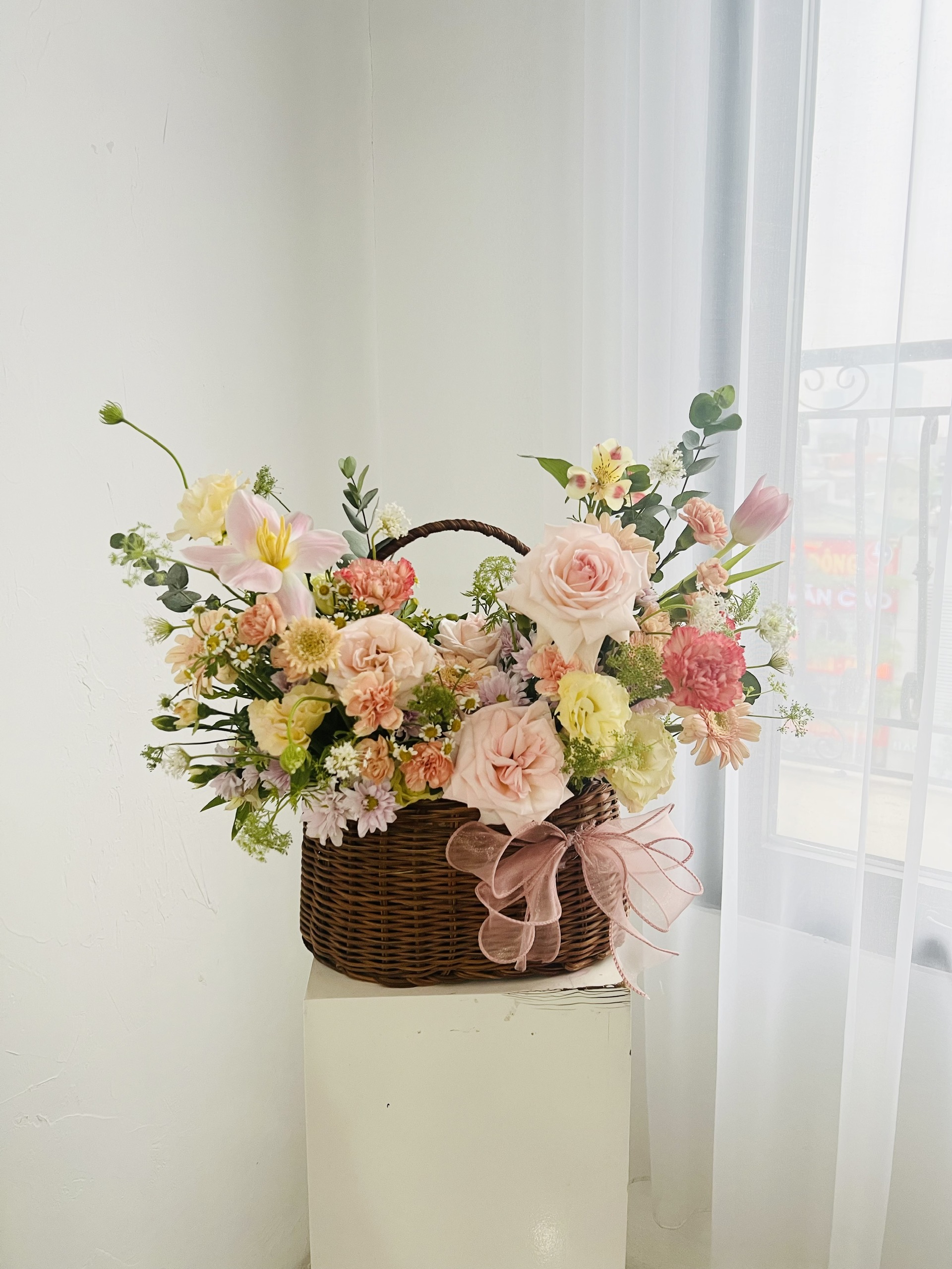 Workshop cắm hoa tươi – Tạo không gian tươi mát cho căn phòng Workshop cắm hoa tươi – Tạo không gian tươi mát cho căn phòng